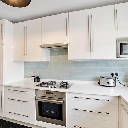 The Camden Suite Bright & Beautiful 2-Bed City Retreat لندن المظهر الخارجي الصورة